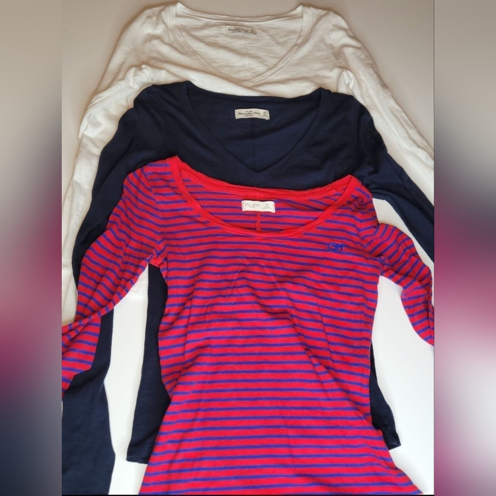 Lot 3 XS Long Sleeve Blouses Abercrombie & Gilly Hicks - Picture 11 of 11